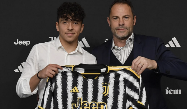 Il siciliano Gabriele Finocchiaro ha firmato il suo primo contratto da professionista con la Juventus
