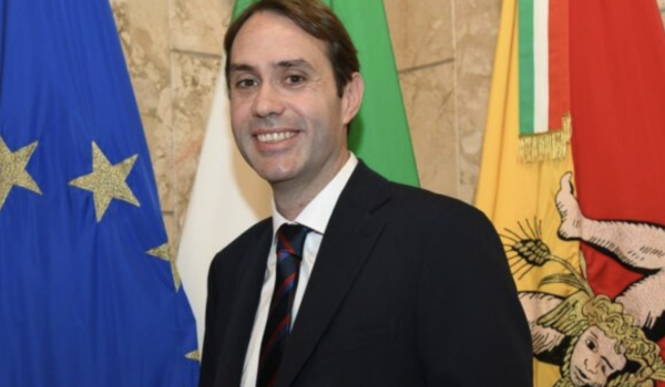 Regione Siciliana: Luca Sammartino rimette l’incarico di assessore regionale