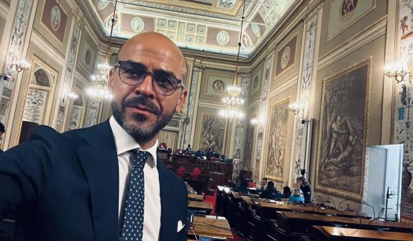 ARS: Il deputato Alessandro De Leo espulso dal gruppo parlamentare “Sud Chiama Nord”